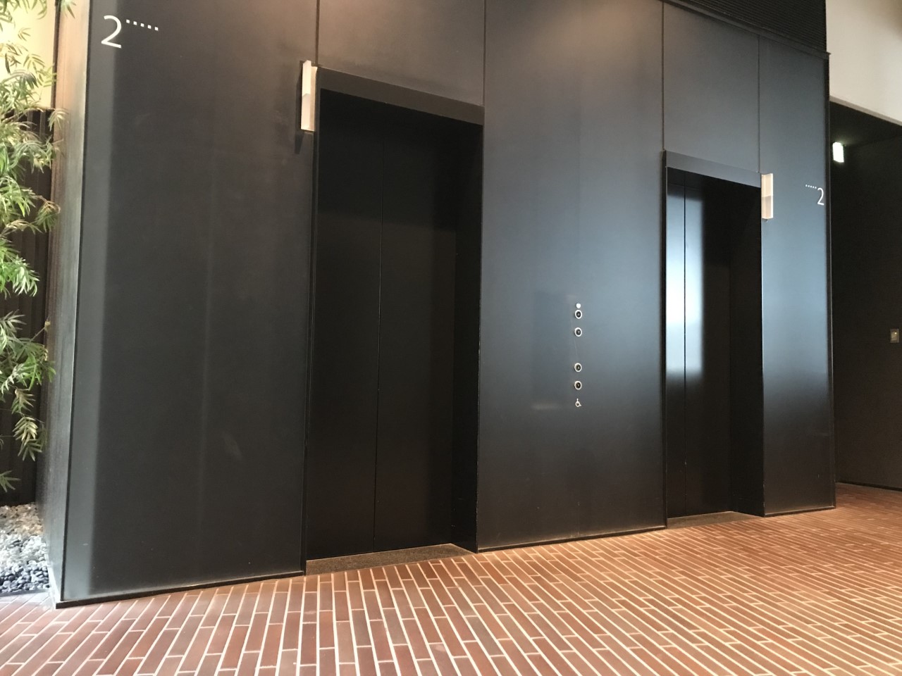 ビジネスエアポート六本木 エレベーターで7Fへ上がると、正面が受付