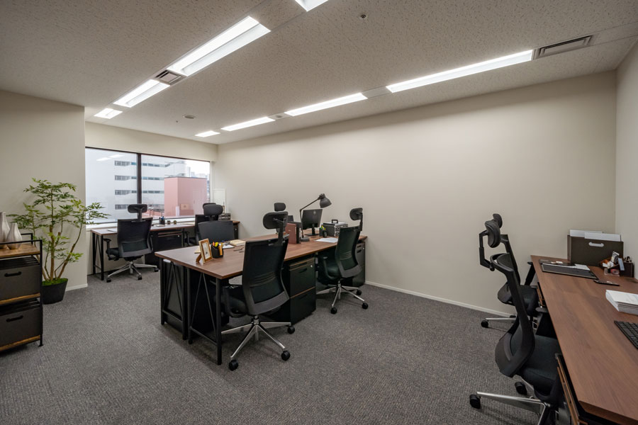 ビジネスエアポート日比谷_8名用ROOM