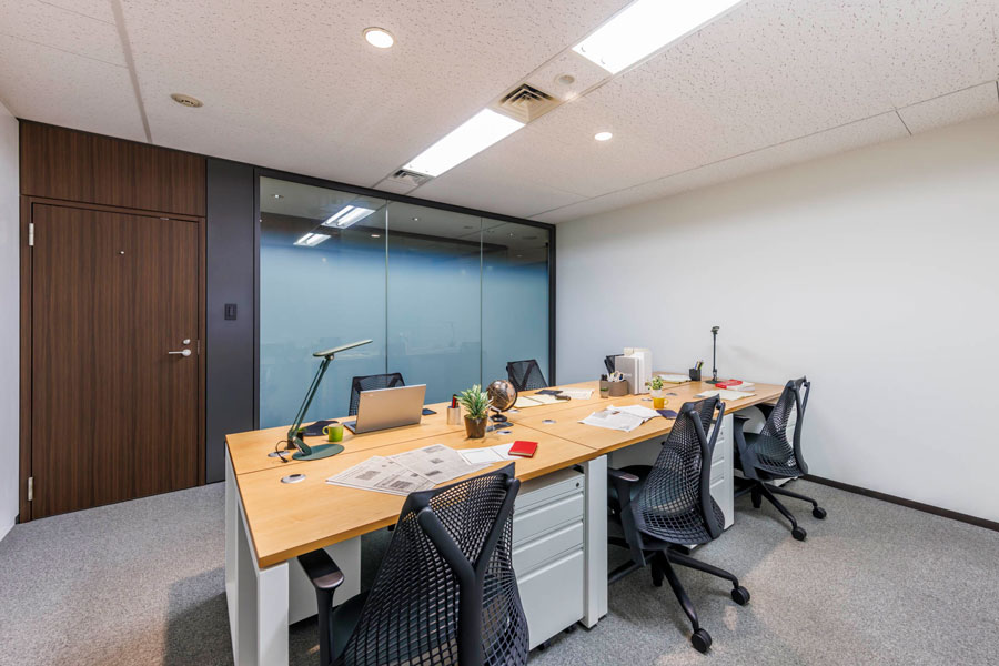 ビジネスエアポート丸の内_6名用ROOM