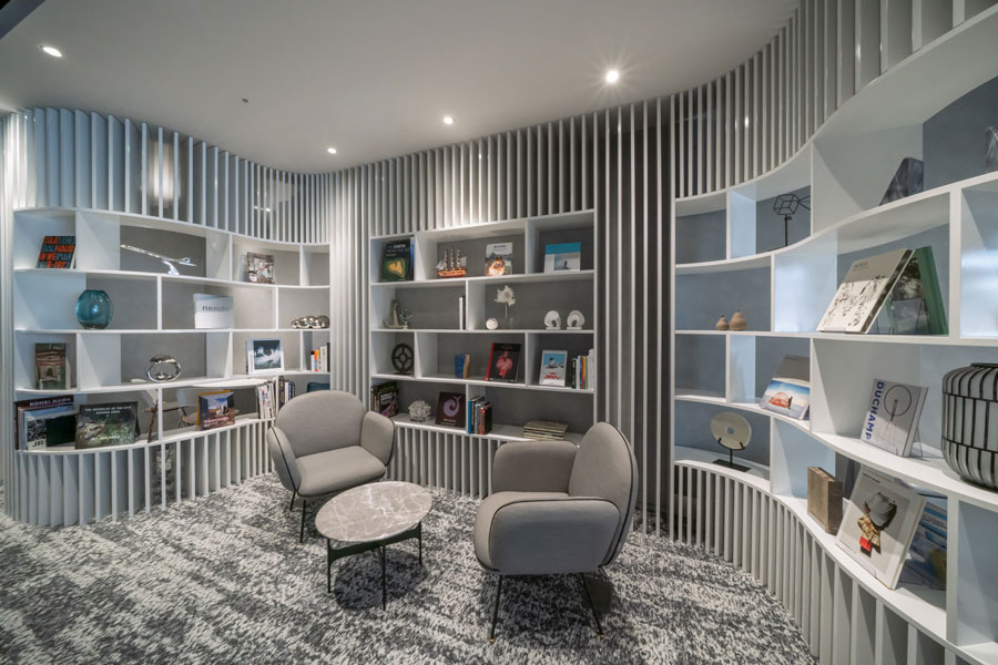 ビジネスエアポート竹芝_ライブラリ